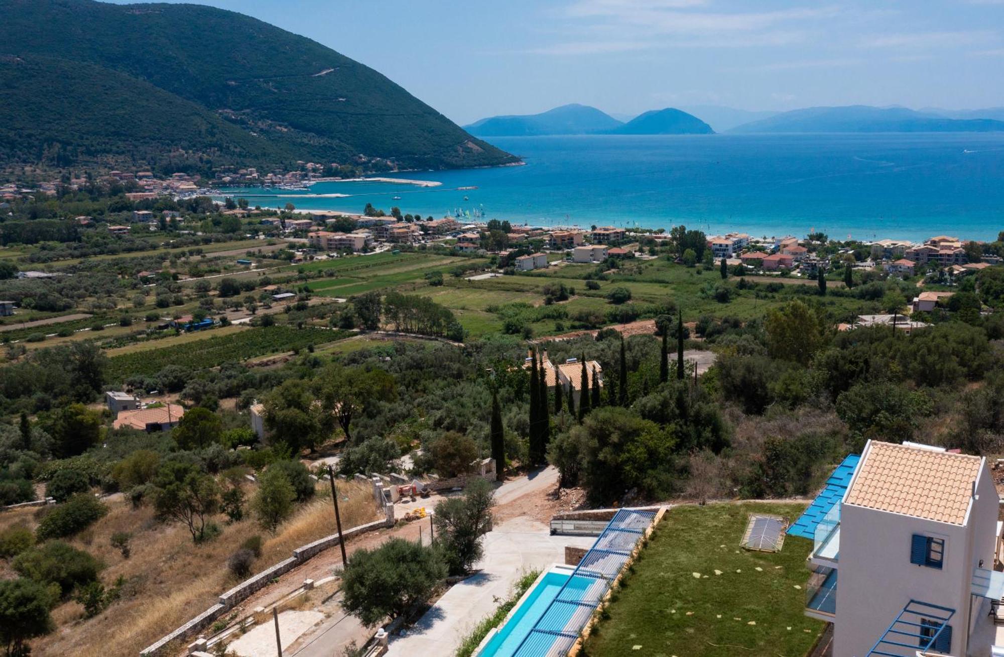 Calionas Suites Vassiliki Esterno foto